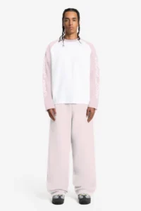 SCRIPT RAGLAN LONGSLEEVE PINK + CLOUDS JOGGER PINK